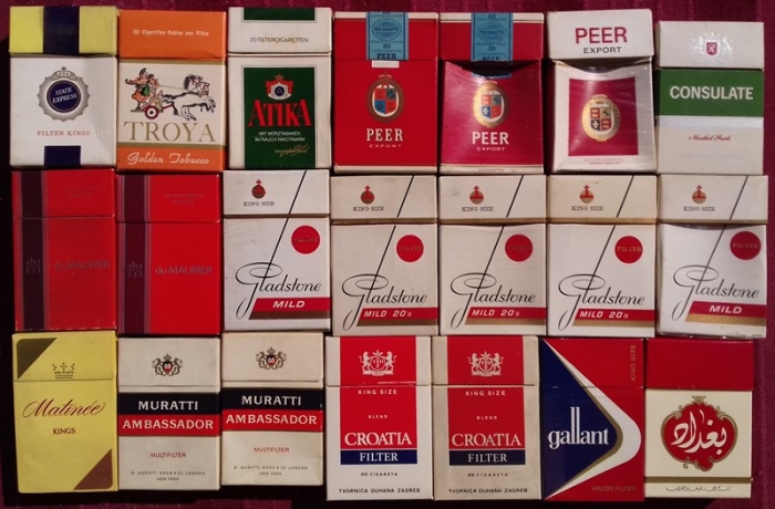 Régi, üres dobozok 05.