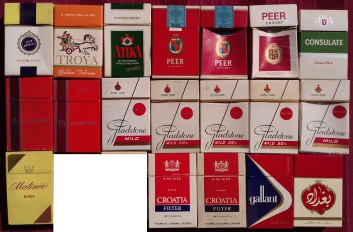 Régi, üres dobozok 05.